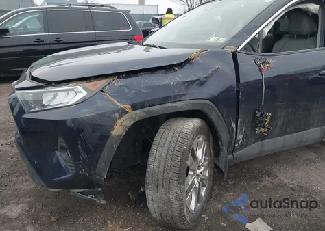 2021 Toyota Rav4 Xle Premium из США, поврежденный, VIN 2T3A1RFV9MW195834